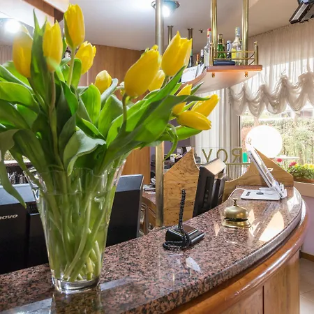 Otel Roy 4*
