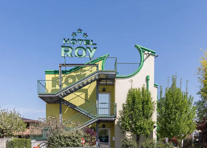 Otel Roy