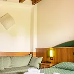 Roy Hotel