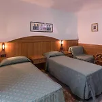 Hotel Roy
