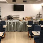 Hotel Roy