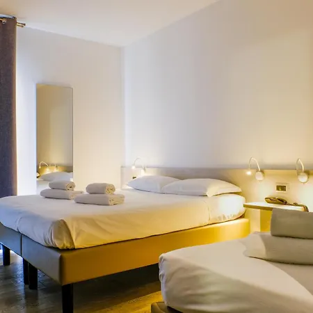 Roy Hotel 4*